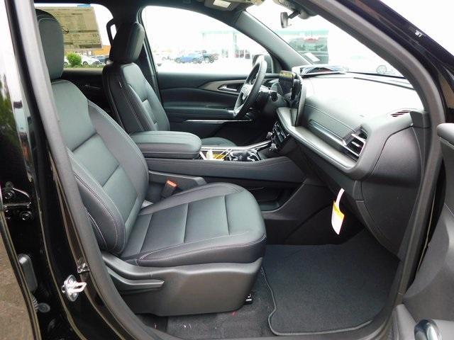 new 2025 Chevrolet Traverse car, priced at $43,195