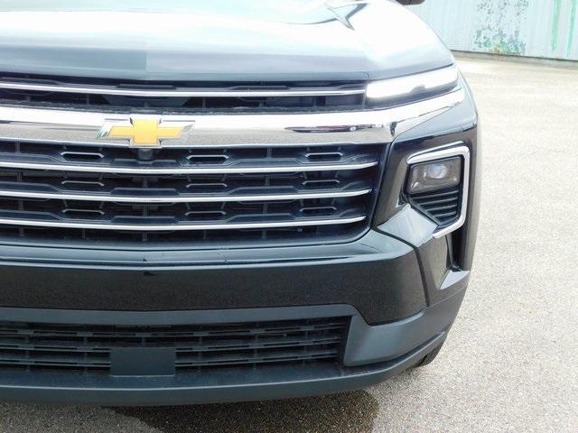 new 2025 Chevrolet Traverse car, priced at $43,195