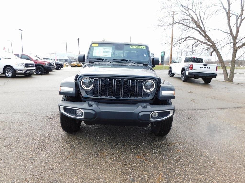 new 2024 Jeep Gladiator car, priced at $54,277