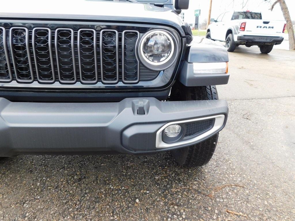 new 2024 Jeep Gladiator car, priced at $54,277