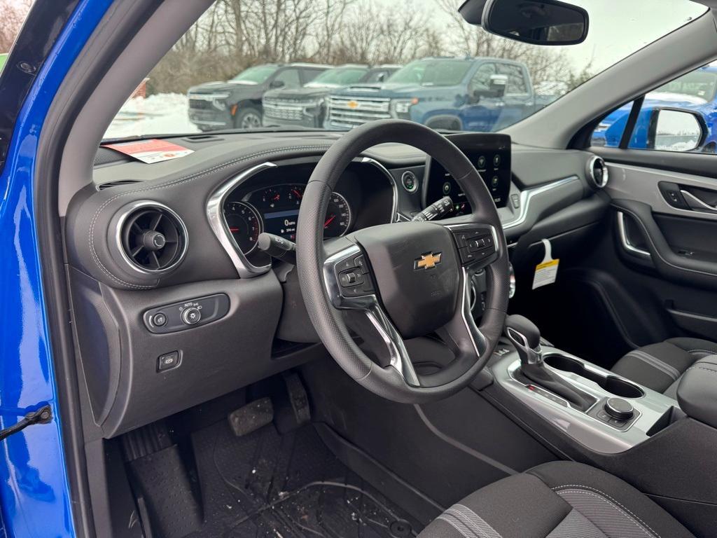 new 2025 Chevrolet Blazer car, priced at $36,550