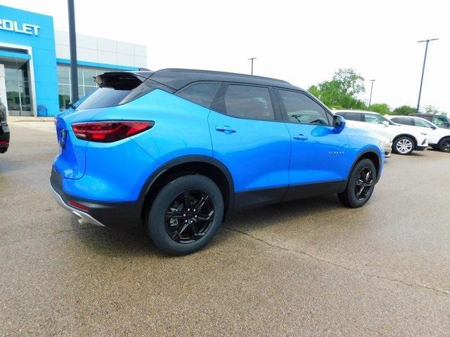 new 2025 Chevrolet Blazer car, priced at $36,550
