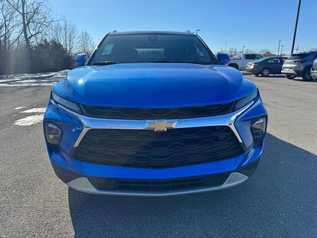 new 2025 Chevrolet Blazer car, priced at $36,550