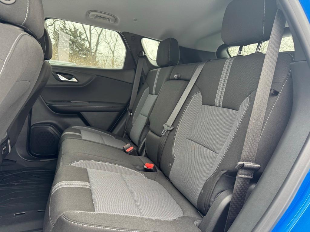 new 2025 Chevrolet Blazer car, priced at $36,550