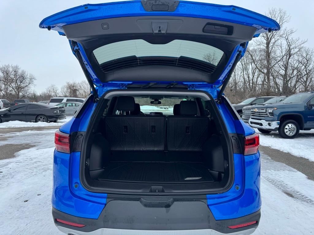new 2025 Chevrolet Blazer car, priced at $36,550