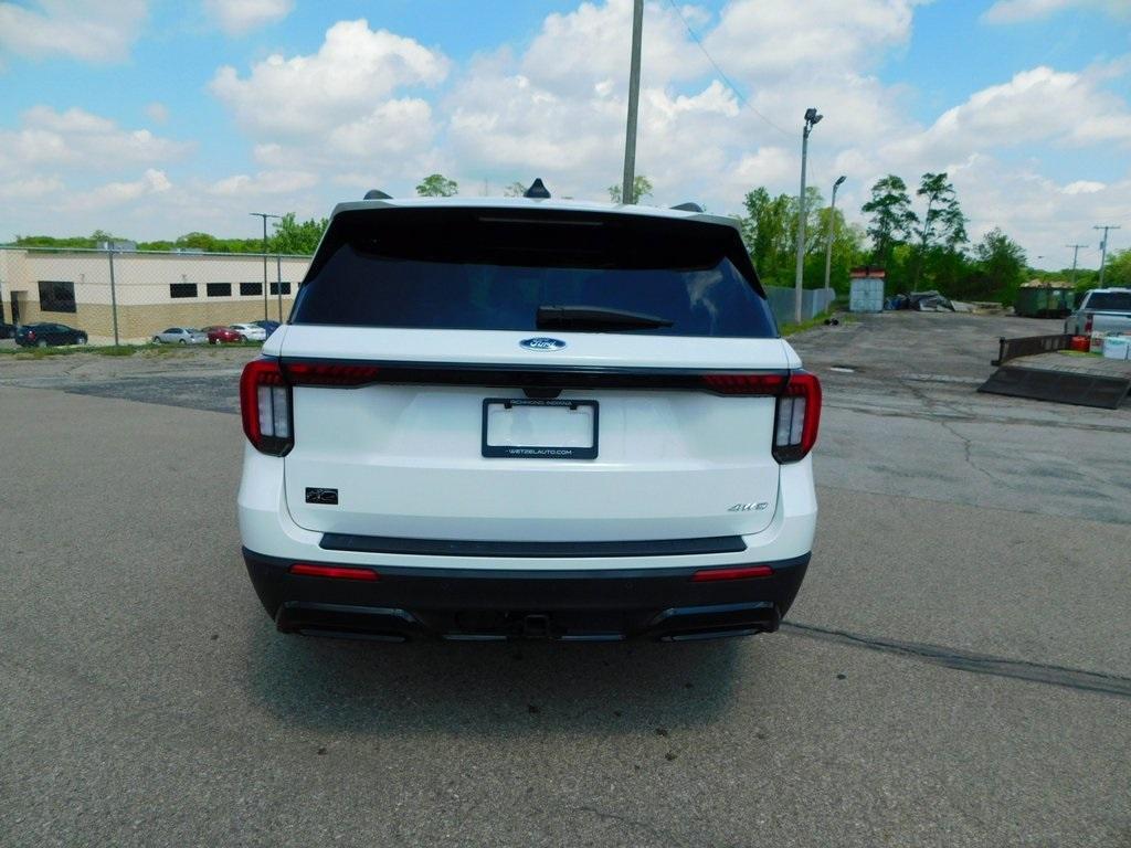 new 2025 Ford Explorer car, priced at $49,210