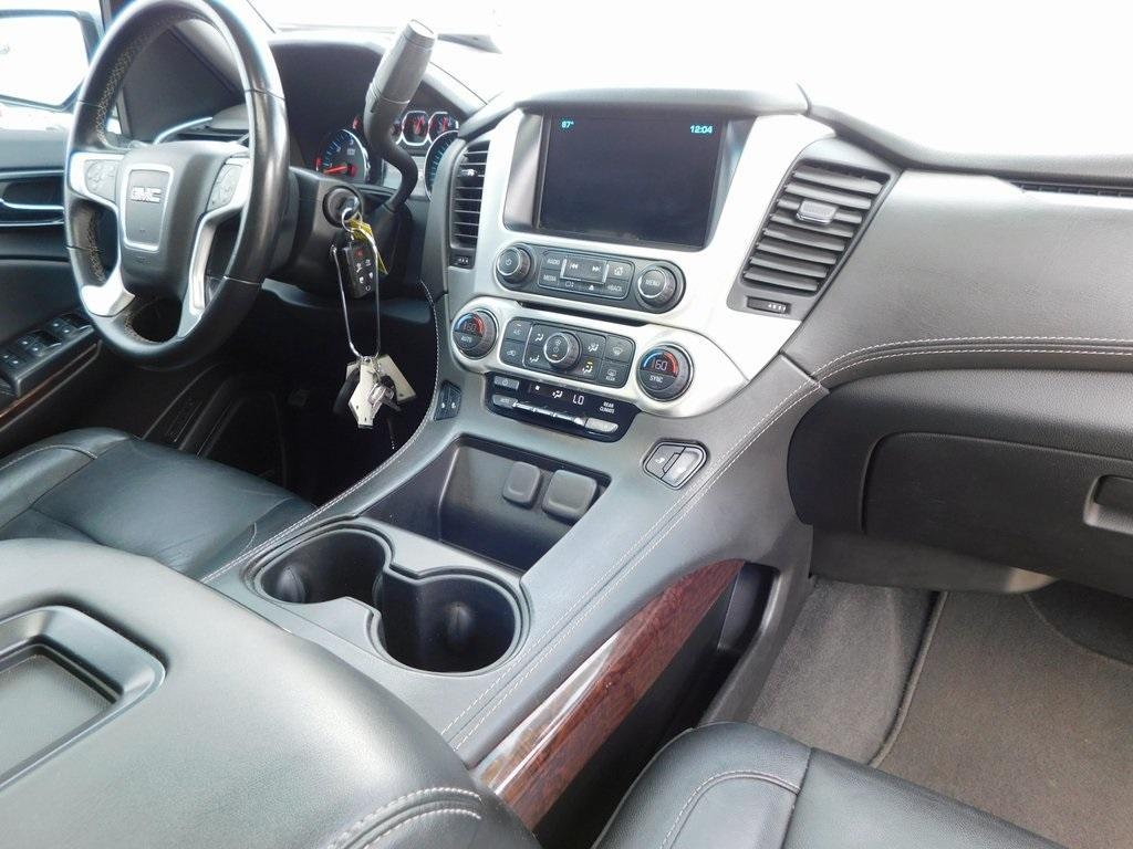 used 2020 GMC Yukon car, priced at $32,990
