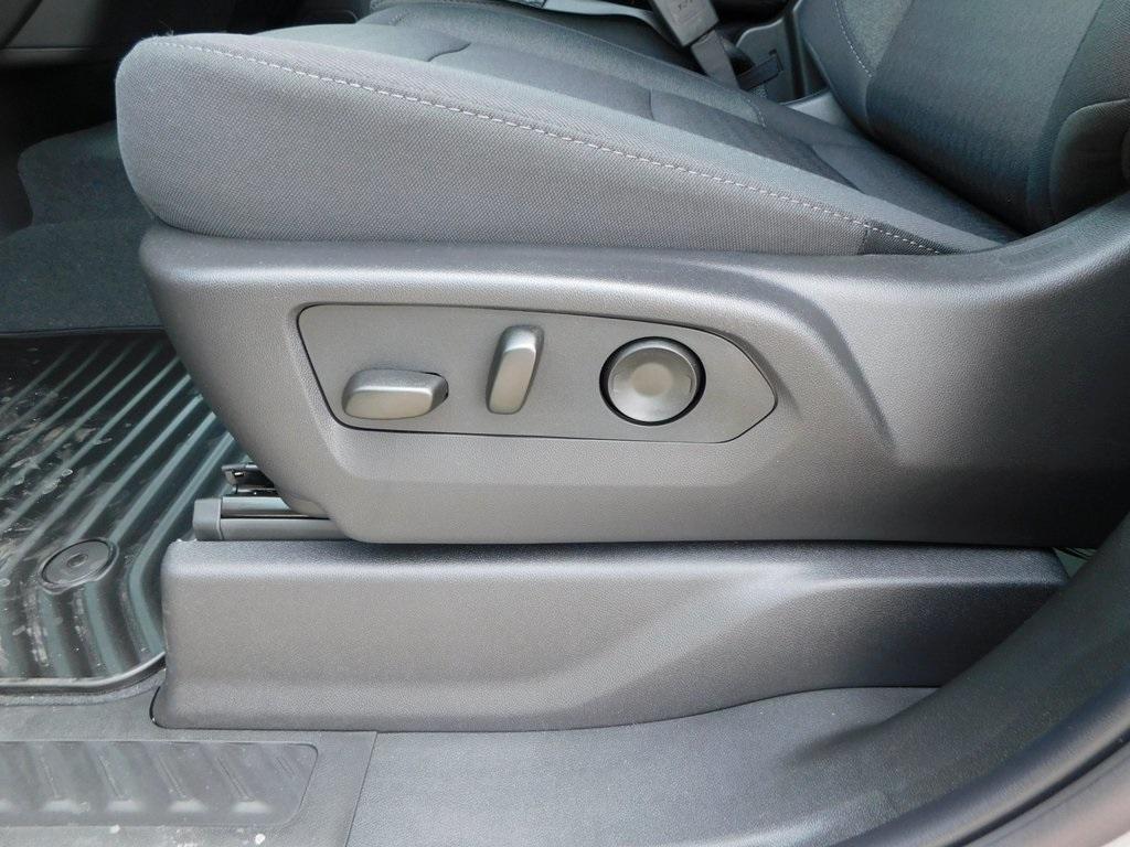 new 2025 Chevrolet Silverado 1500 car, priced at $47,270