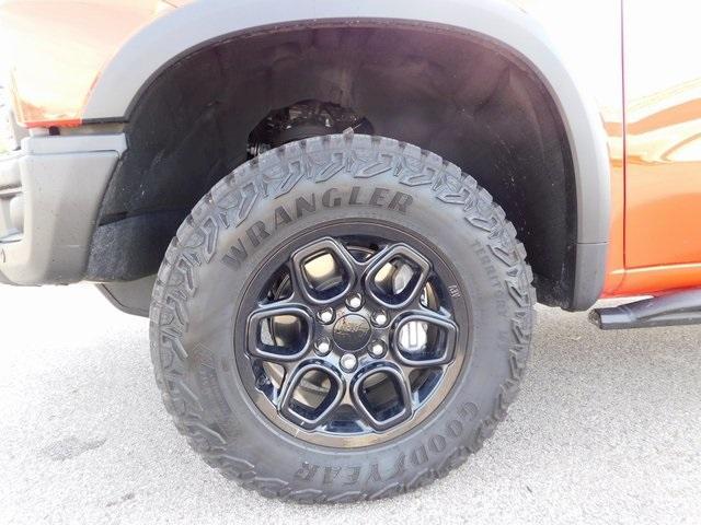 used 2024 Chevrolet Silverado 1500 car, priced at $61,000