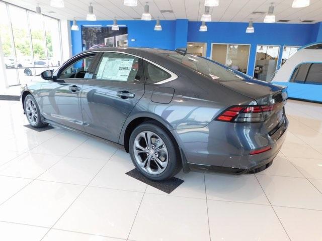 new 2025 Honda Accord Hybrid car, priced at $35,074