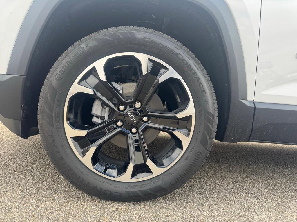 new 2025 Chevrolet Equinox car, priced at $33,240