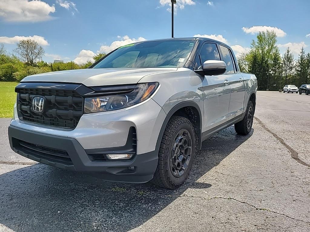 new 2025 Honda Ridgeline car, priced at $43,175