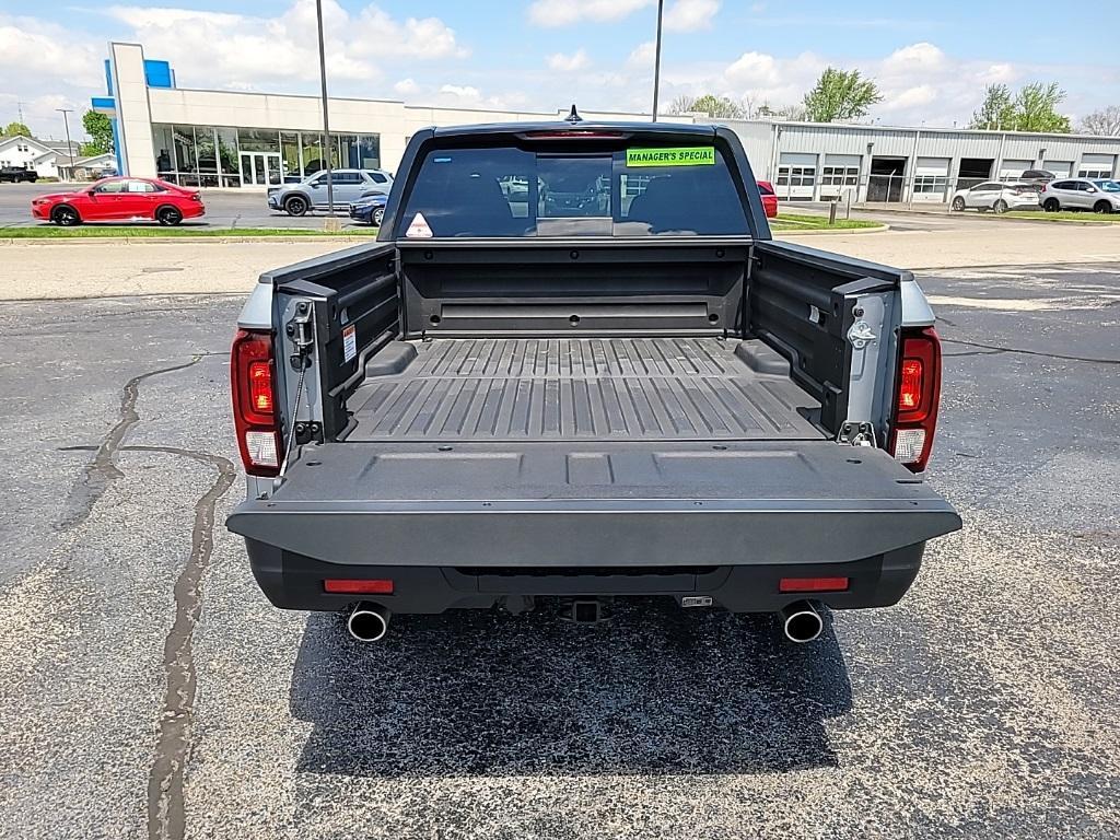 new 2025 Honda Ridgeline car, priced at $43,175