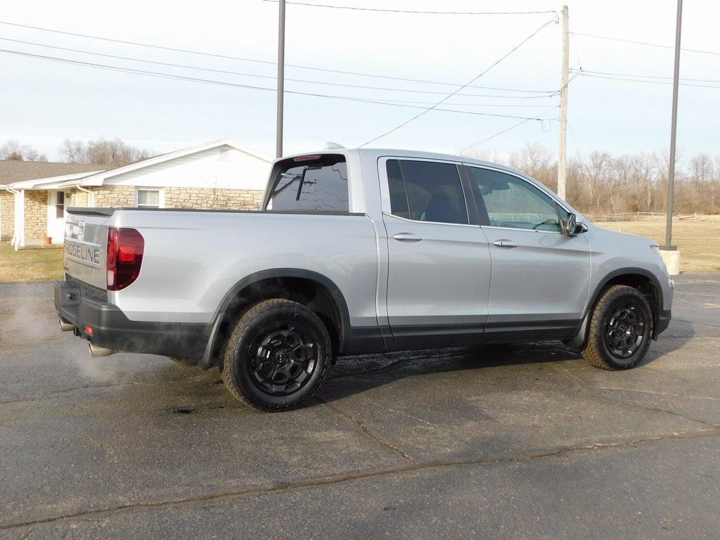 new 2025 Honda Ridgeline car, priced at $43,175