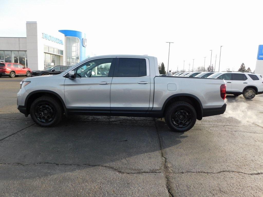 new 2025 Honda Ridgeline car, priced at $43,175