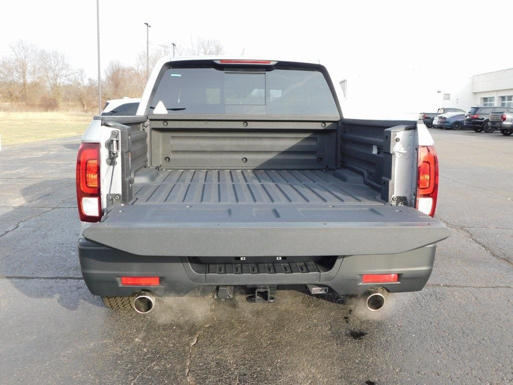 new 2025 Honda Ridgeline car, priced at $43,175