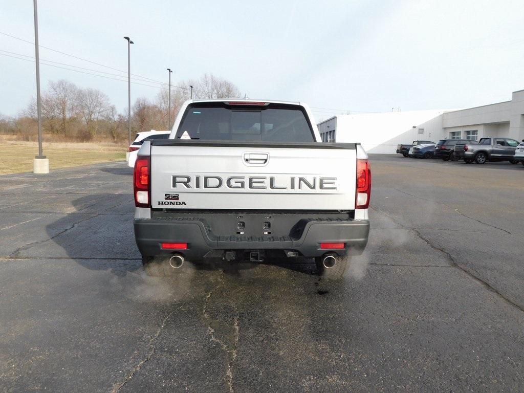 new 2025 Honda Ridgeline car, priced at $43,175