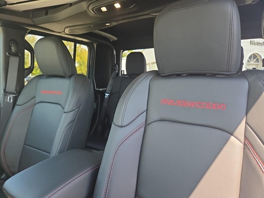 new 2025 Jeep Gladiator car, priced at $56,995