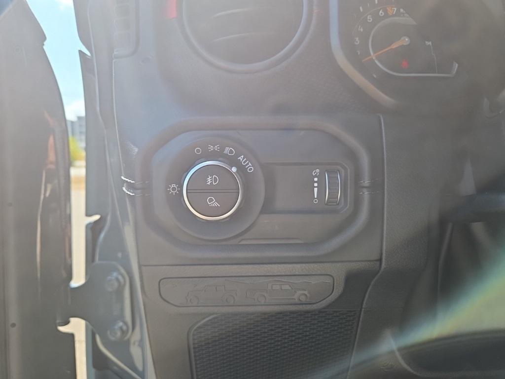 new 2025 Jeep Gladiator car, priced at $56,995