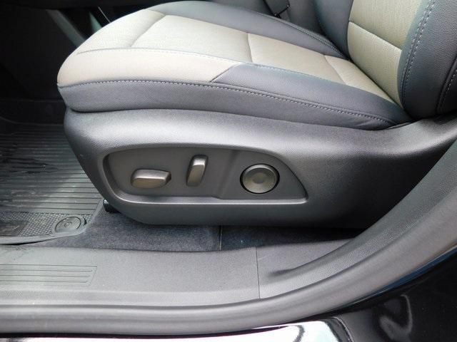 new 2025 Chevrolet Equinox car, priced at $32,440