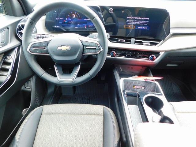 new 2025 Chevrolet Equinox car, priced at $32,440