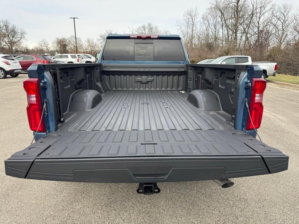 new 2025 Chevrolet Silverado 3500 car, priced at $76,240