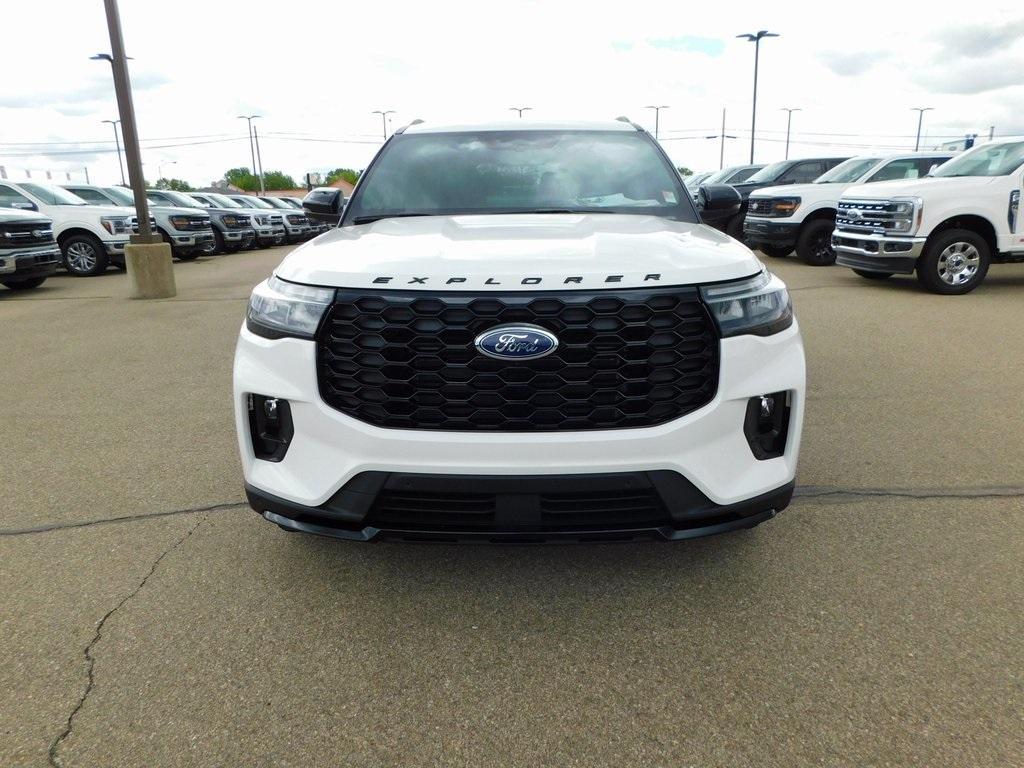 new 2025 Ford Explorer car, priced at $48,236