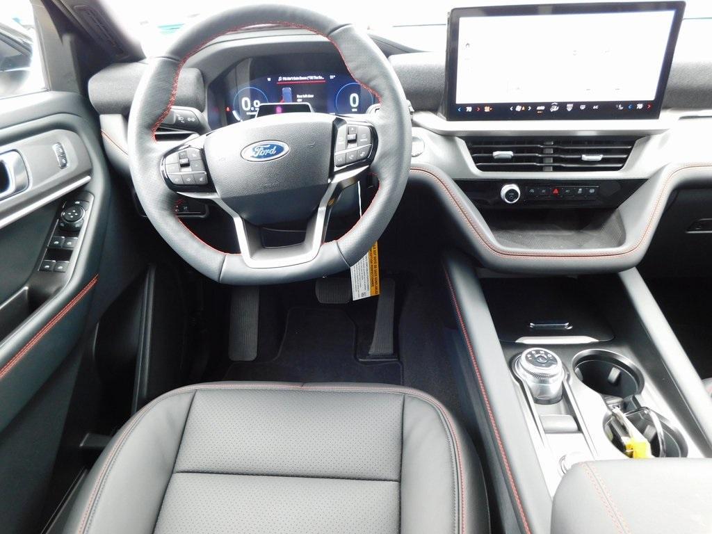 new 2025 Ford Explorer car, priced at $48,236