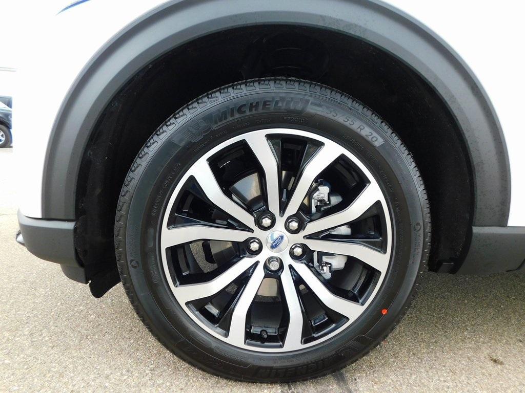 new 2025 Ford Explorer car, priced at $48,236