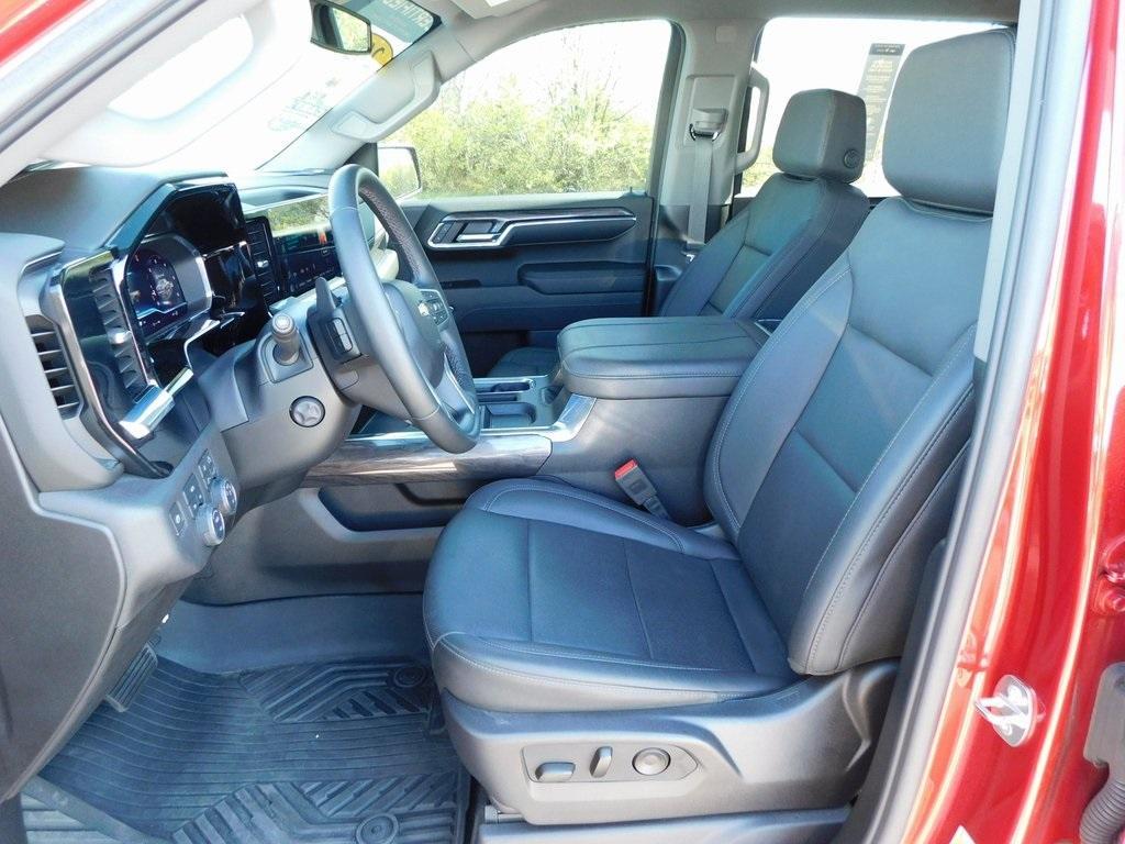 used 2024 Chevrolet Silverado 1500 car, priced at $52,467