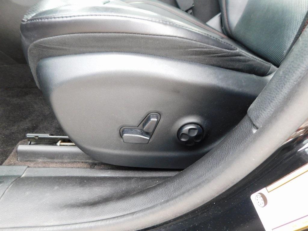 used 2019 Jeep Cherokee car, priced at $16,990