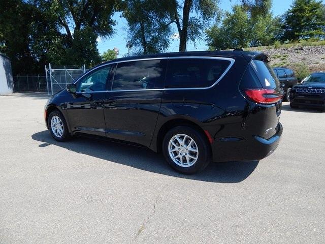 new 2024 Chrysler Pacifica car, priced at $36,794