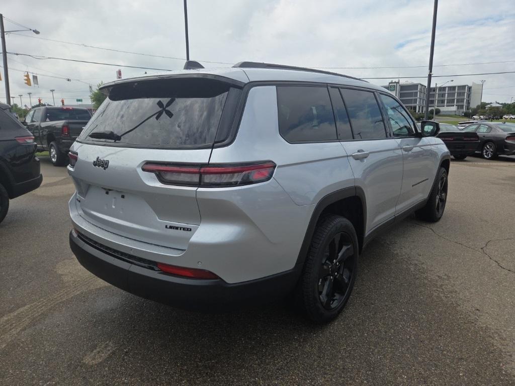 new 2025 Jeep Grand Cherokee L car, priced at $52,220