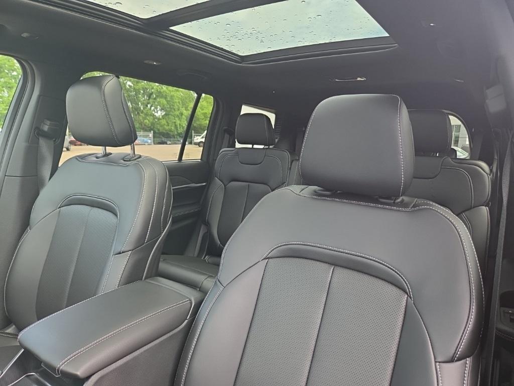 new 2025 Jeep Grand Cherokee L car, priced at $52,220