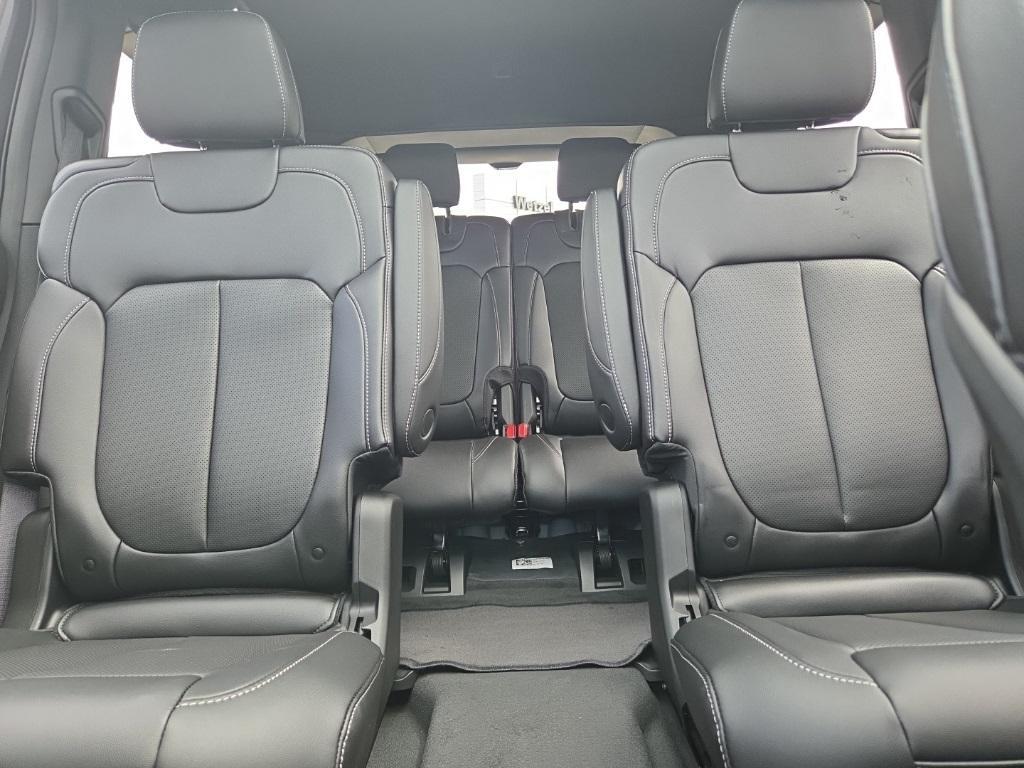 new 2025 Jeep Grand Cherokee L car, priced at $52,220