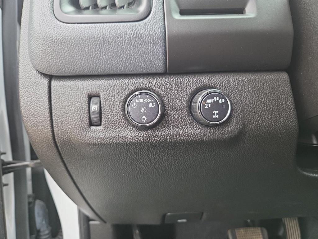 used 2017 Chevrolet Colorado car, priced at $24,900