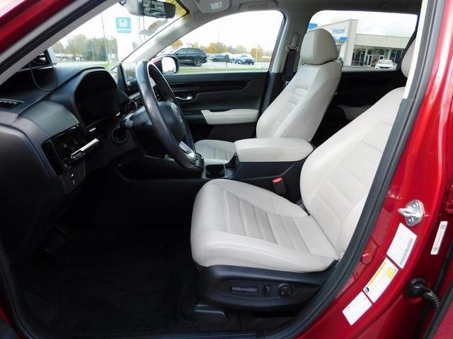 used 2023 Honda CR-V car, priced at $32,900
