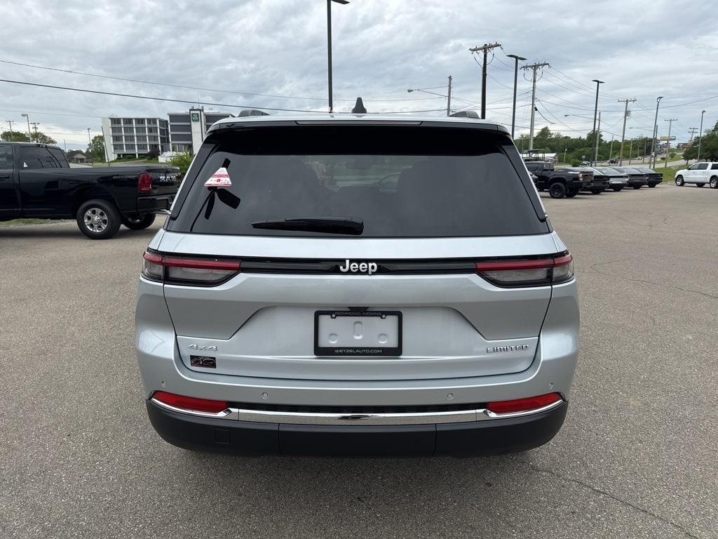 new 2025 Jeep Grand Cherokee car, priced at $46,146
