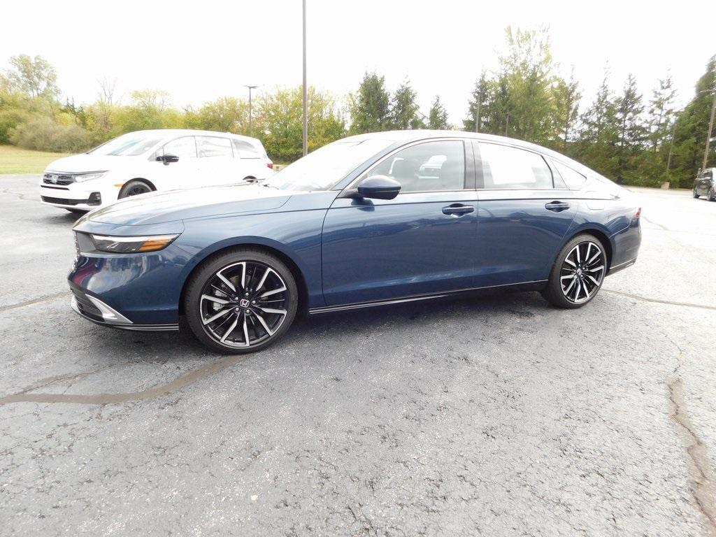used 2025 Honda Accord Hybrid car, priced at $35,000