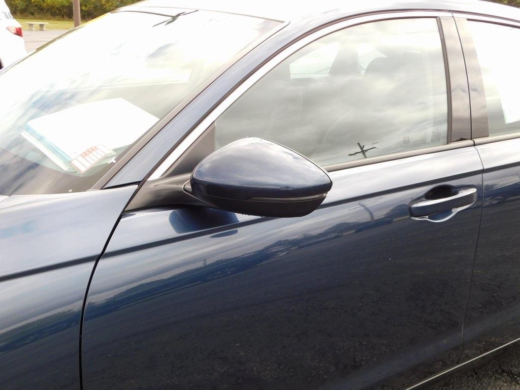 used 2025 Honda Accord Hybrid car, priced at $35,000