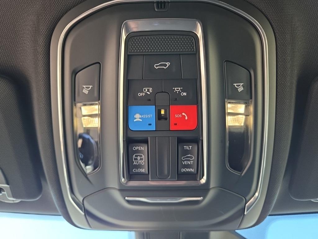 new 2025 Jeep Grand Cherokee car, priced at $44,480