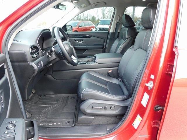 used 2024 Honda Pilot car, priced at $41,388