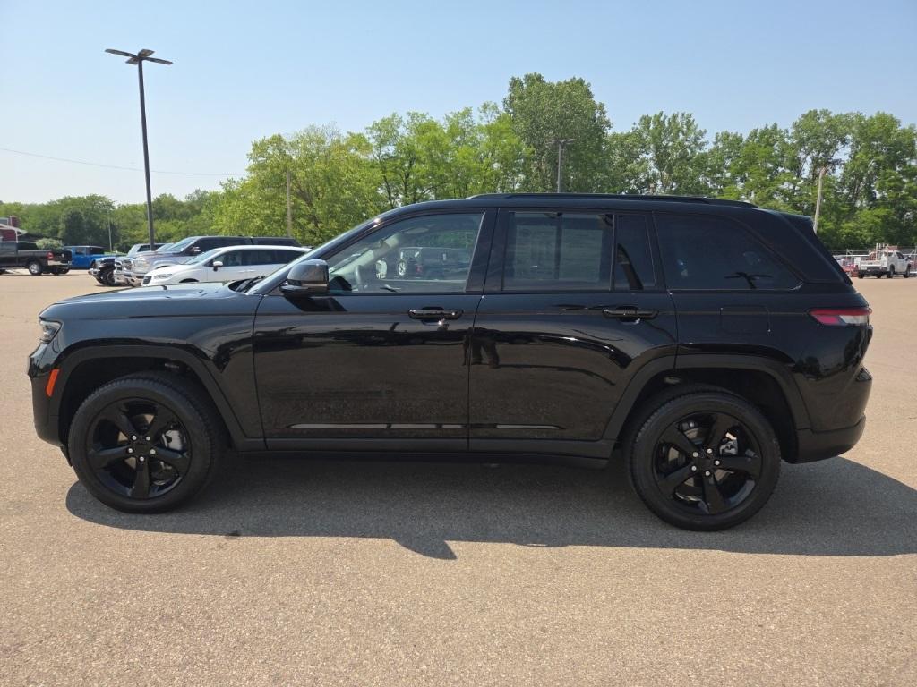 used 2023 Jeep Grand Cherokee car, priced at $33,995