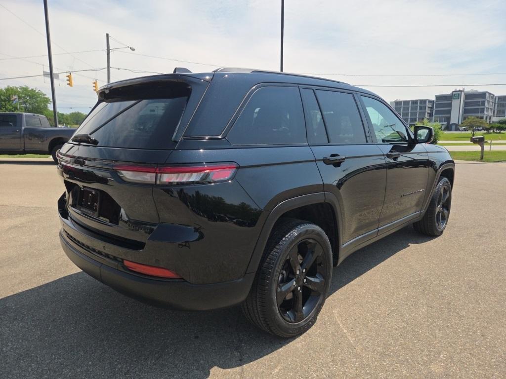 used 2023 Jeep Grand Cherokee car, priced at $33,995