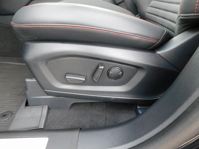 new 2025 Ford Explorer car, priced at $52,840