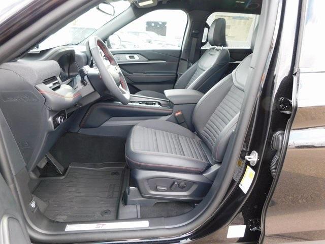 new 2025 Ford Explorer car, priced at $52,840