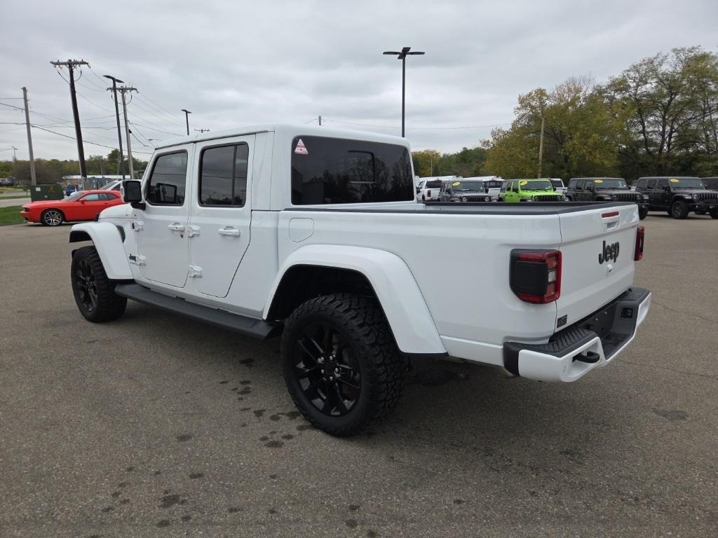 used 2023 Jeep Gladiator car, priced at $37,990