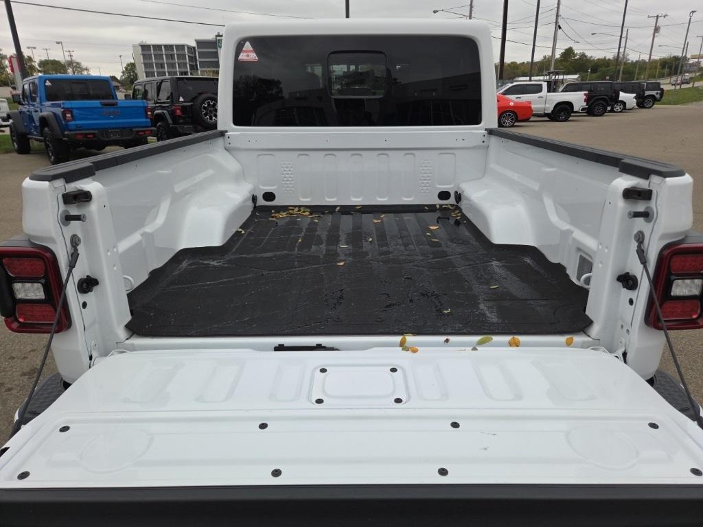 used 2023 Jeep Gladiator car, priced at $37,990