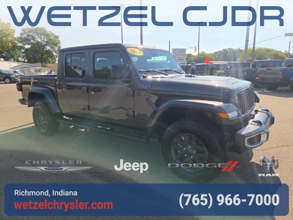 used 2024 Jeep Gladiator car, priced at $38,500