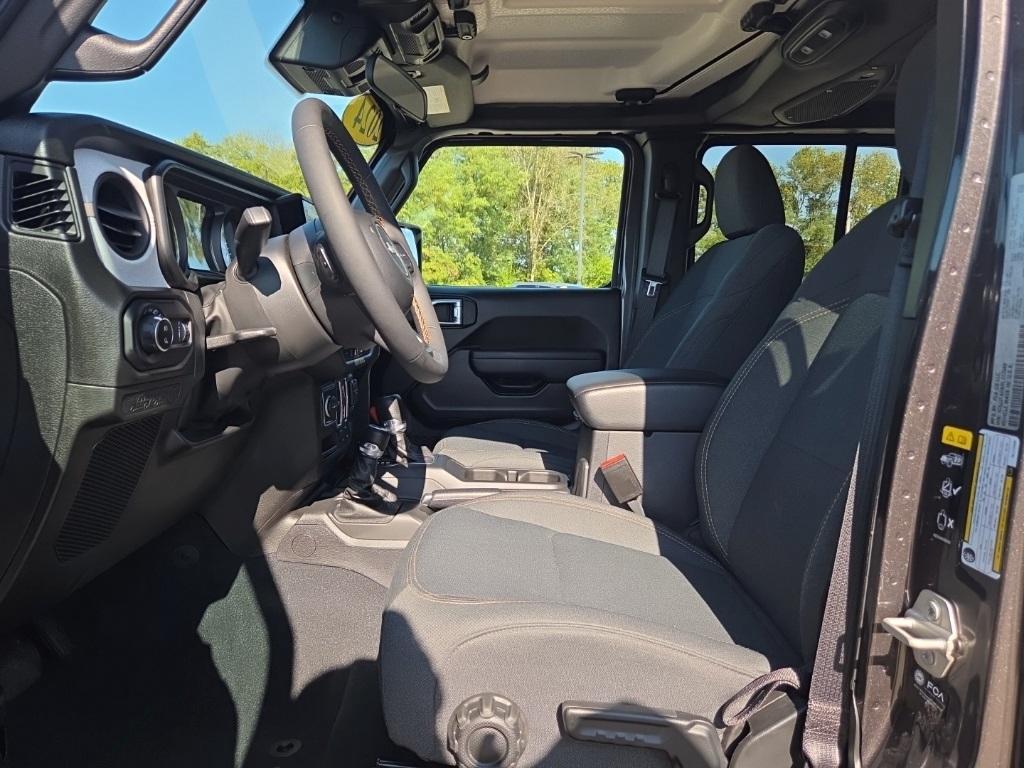 used 2024 Jeep Gladiator car, priced at $36,900